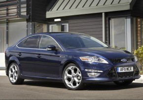 FORD Mondeo 2.5i V6 Saloon 18in tyre [pre-2004, Petrol, CO2 emissions 253 g/km, MPG 26.6
